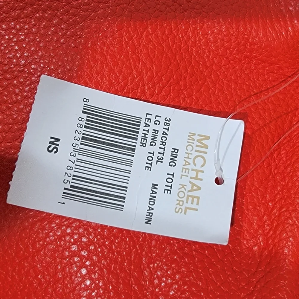 Michael Kors Ring Tote - Picture 2 of 4